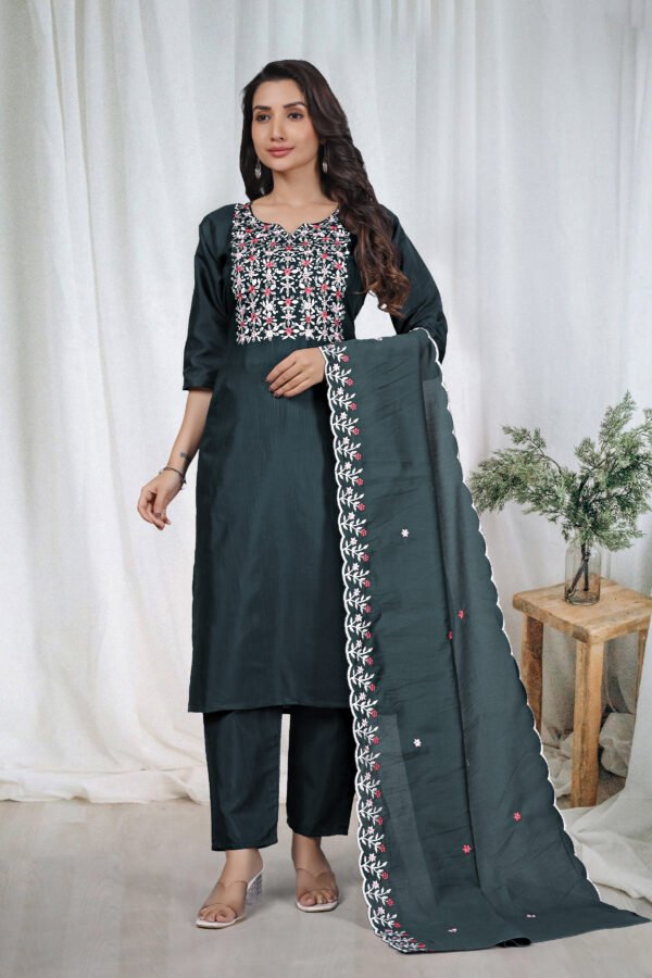 DCVK-02 Bottle Green embroidered kurta set – front view of the embroidered kurta, straight pant and Chanderi dupatta