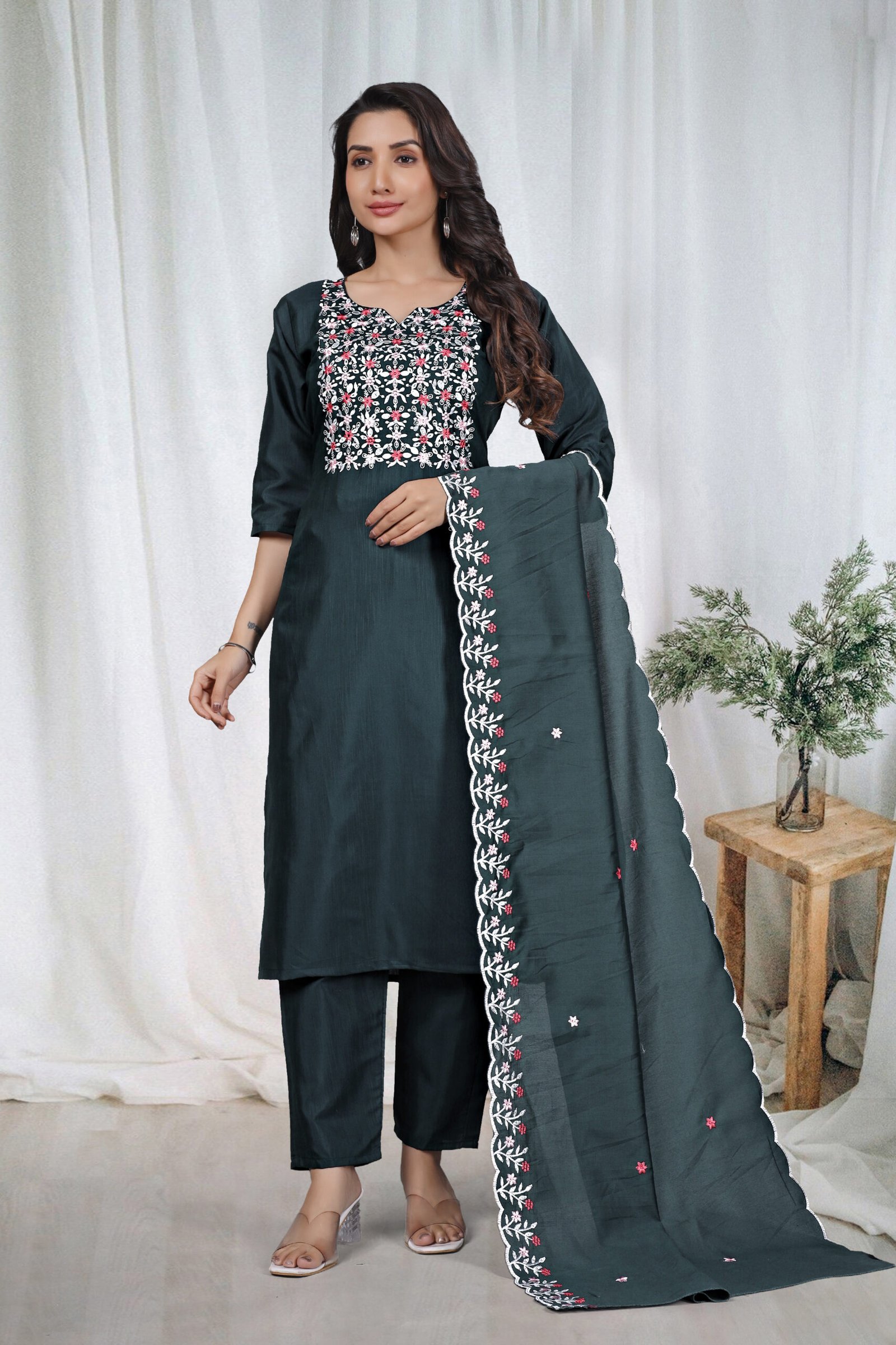 DCVK-02 Bottle Green embroidered kurta set – front view of the embroidered kurta, straight pant and Chanderi dupatta