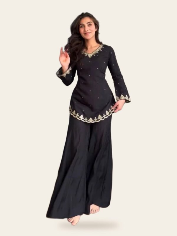 Ridhdhi Black Embroidered Silk Crepe Kurta, Wide-Leg Pant & Organza Dupatta Set - full look on ivory background